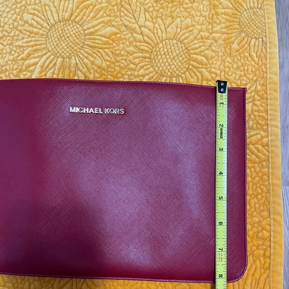 Michael Kors Handbags - Michael Kors Wine laptop tablet sleeve case euc
